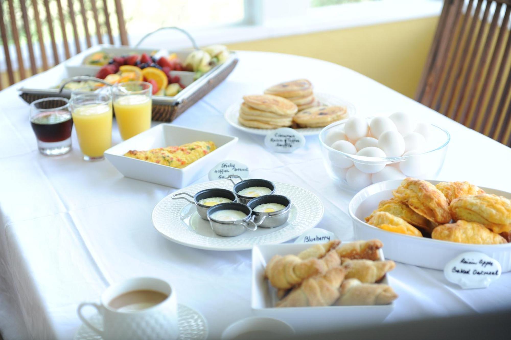 ווסט ביי Shangri-La Boutique Bed & Breakfast מראה חיצוני תמונה